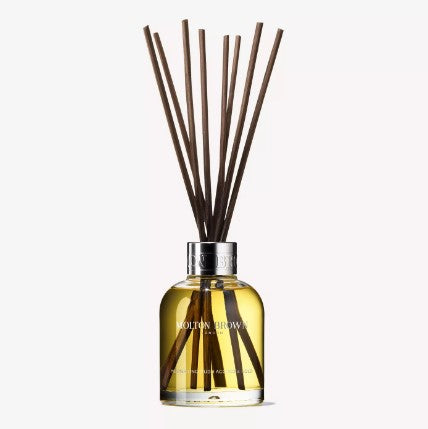 Molton Brown Mesmerising Oudh Accord & Gold Aroma Reeds 5 fl. oz