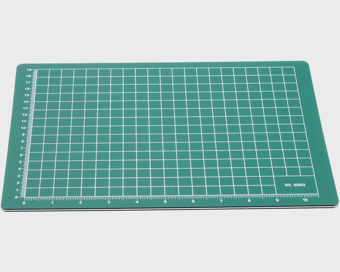 60002  8.5"x12" Self-Healing Cutting Mat