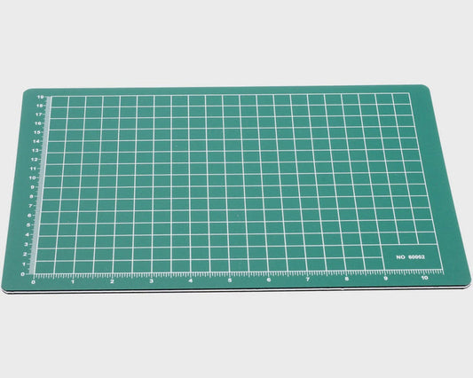 60002  8.5"x12" Self-Healing Cutting Mat