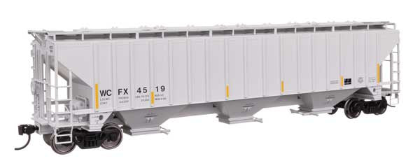 910-49077 57' Trinity 4750 3-Bay Covered Hopper - Ready to Run