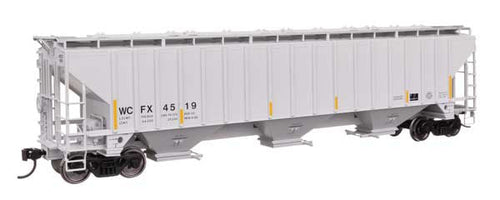 910-49077 57' Trinity 4750 3-Bay Covered Hopper - Ready to Run