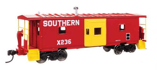 910-8679 International Bay Window Caboose - Ready to Run