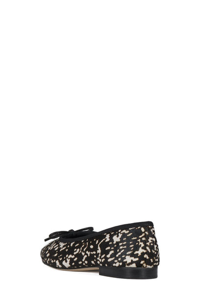 ARABESQ-F Jeffrey Campbell Flat Black White Hair