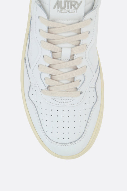 Autry Medalist sneakers in smooth leather