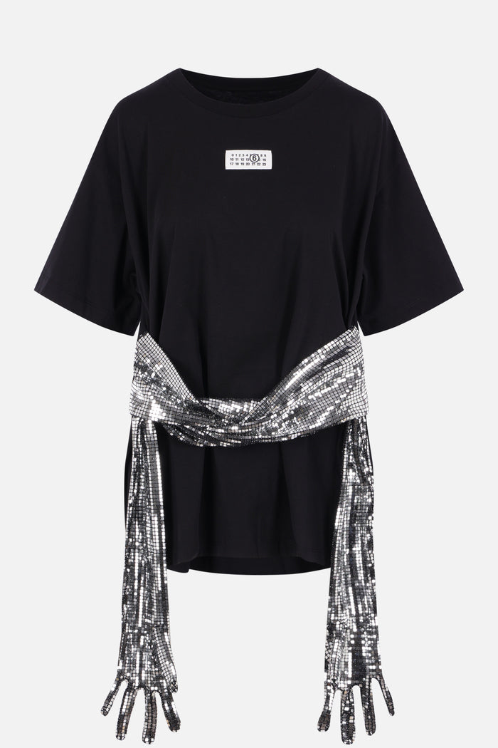 cotton t-shirt with sequinned gloves