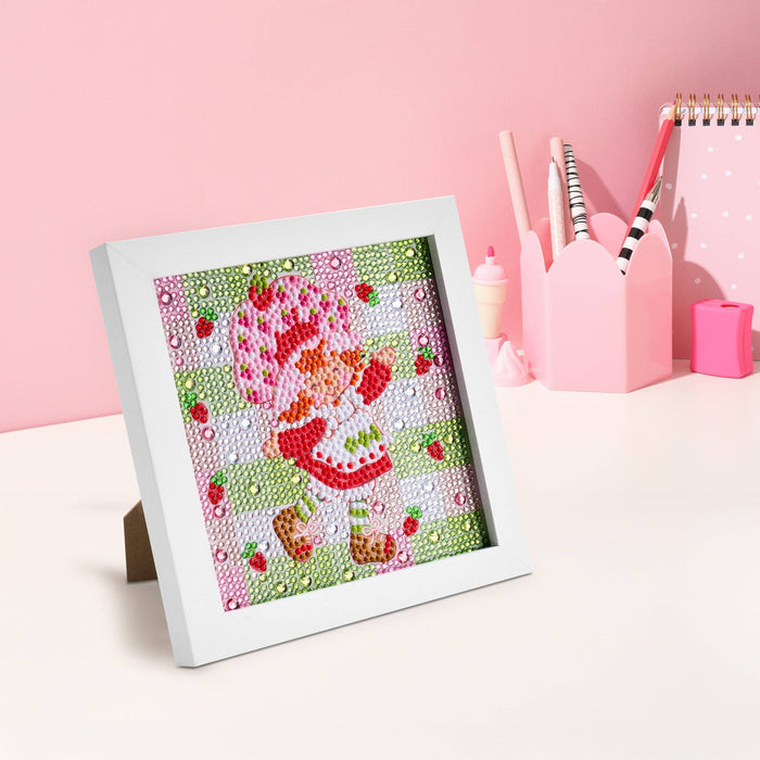 Frameables™ - Strawberry Shortcake Vintage Berry Magic - Diamond Art Club DIY Kit
