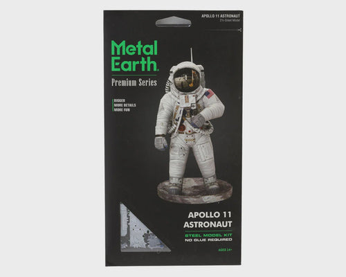 FSCPS2016 Fascinations Metal Earth Apollo 11 Astronaut Color 3D Metal Model Kit