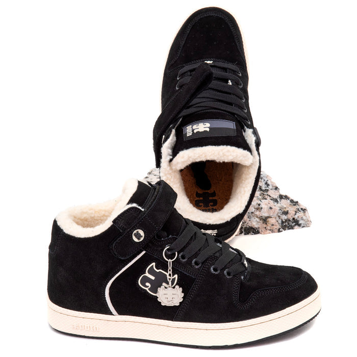 Grasshopper (Waxed Black Suede / Shearling) (S)