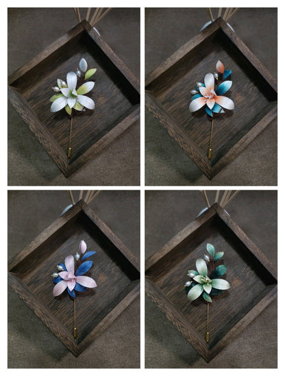 Handmade Ronghua Orchid Brooch - Ombre Petals with Pearl