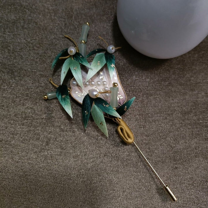 Handmade Ronghua Silk Velvet Bamboo Leaf Fan Brooch