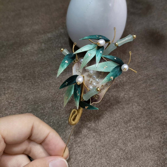 Handmade Ronghua Silk Velvet Bamboo Leaf Fan Brooch