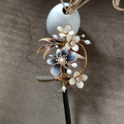 Handmade Ronghua Silk Velvet Flower Hairpin - Blue & White Camellia Hairpin