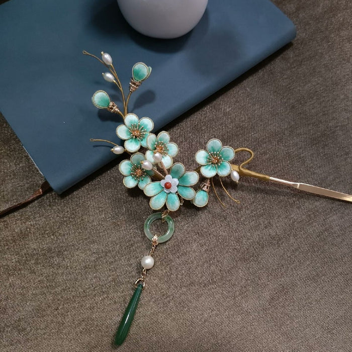 Handmade Ronghua Silk Velvet Plum Blossom Hairpin