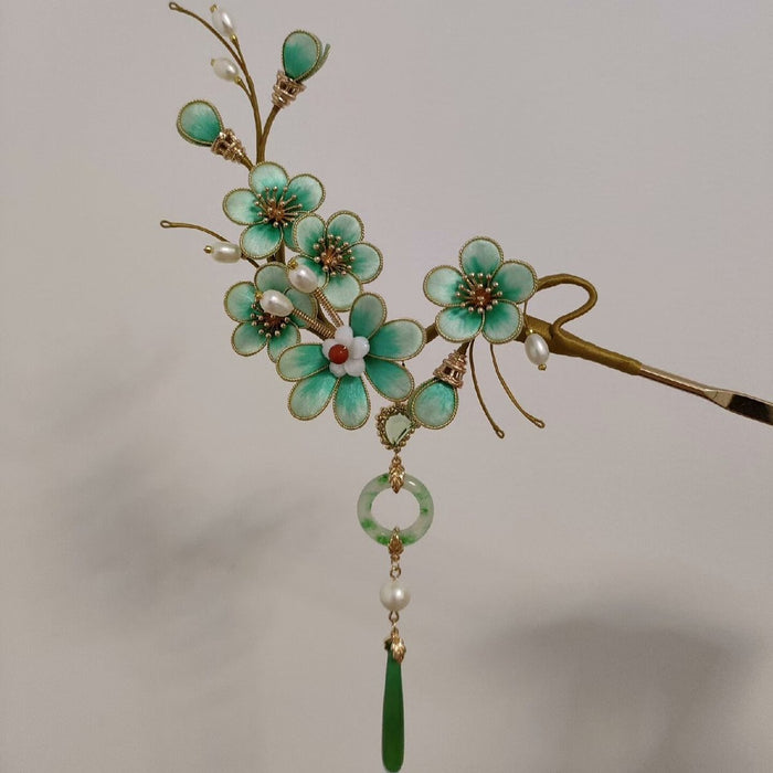 Handmade Ronghua Silk Velvet Plum Blossom Hairpin