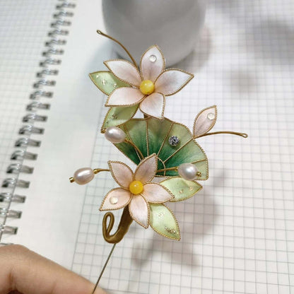 Handmade Ronghua Silk White Velvet Flower Brooch