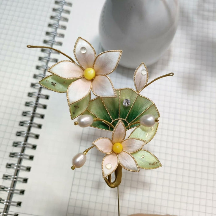 Handmade Ronghua Silk White Velvet Flower Brooch