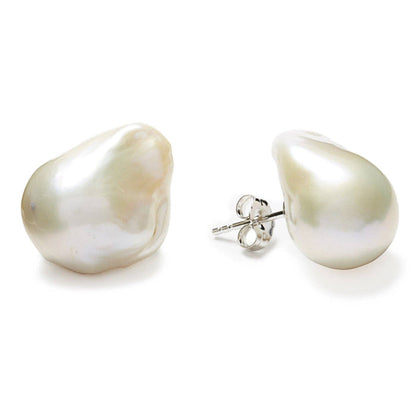 In2 design | White Baroque Stud Earrings