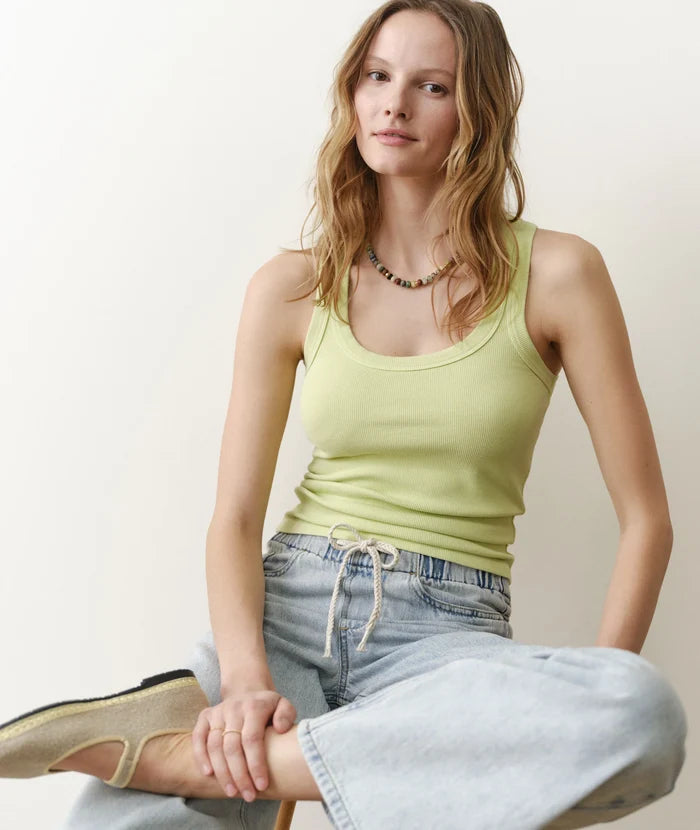 Lexi Rib Scoop Tank Faded Lime