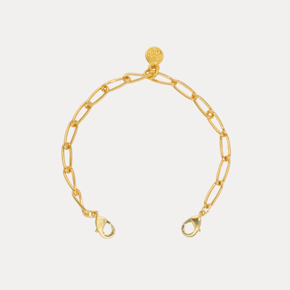 Link Chain Bracelet featuring elongated paperclip-style links and dual lobster clasps for effortless sophistication.