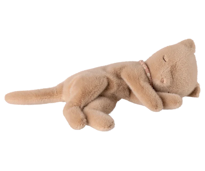 Maileg Sleeping Kitten in Cream Peach