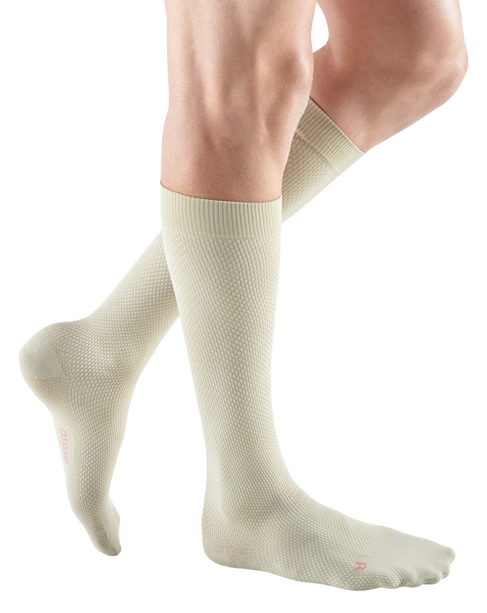 Mediven for Men Select Extra Wide Knee High 20-30mmHg - Compression Level: Firm 20-30 MmHg - Male - Knee