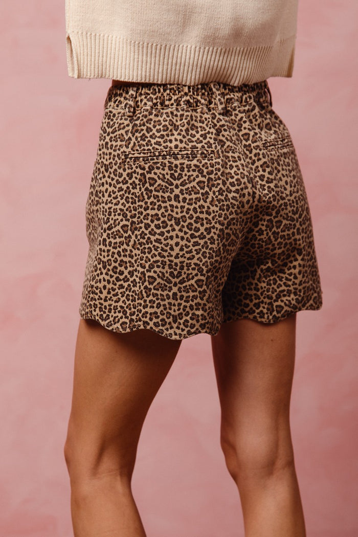Mid Rise Leopard Twill Shorts With Scallop Hem