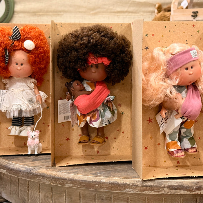 Nines d'Onil Mia Doll