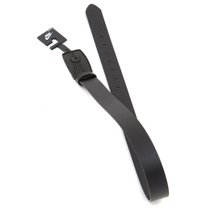 Perforated Accent w/Dunk Plaque Belt (Black)