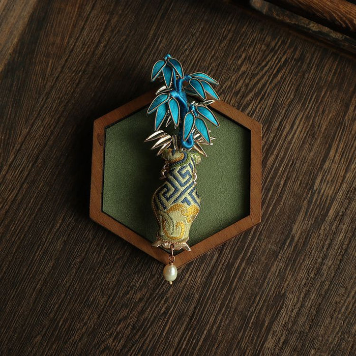 PF842 - Ronghua Brooch - Wholesale
