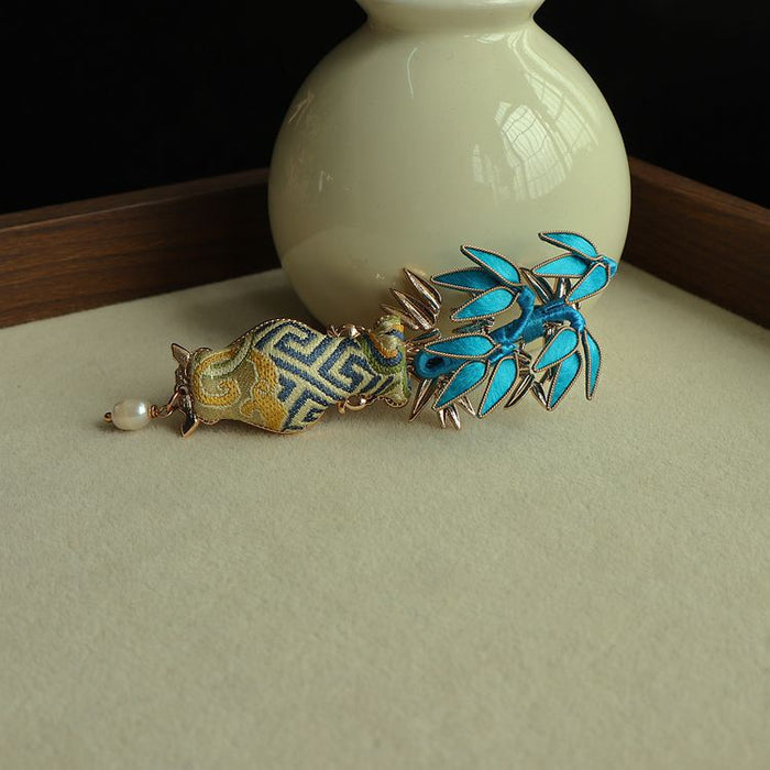 PF842 - Ronghua Brooch - Wholesale