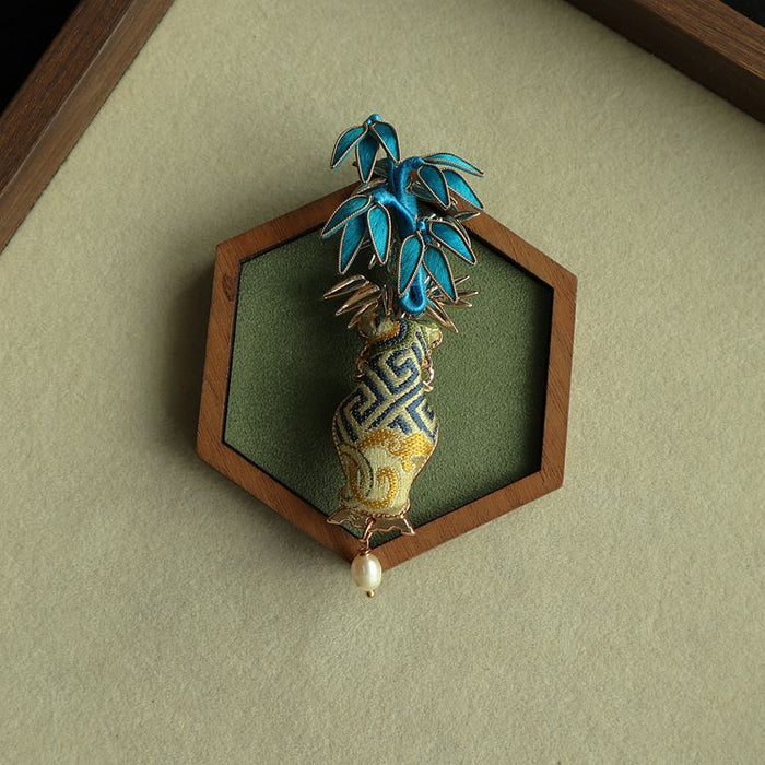 PF842 - Ronghua Brooch - Wholesale