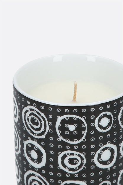 scented candle with cover