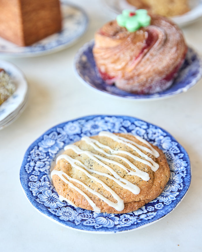 maman lemon poppyseed cookies close up — seasonal cookie gift box of 6