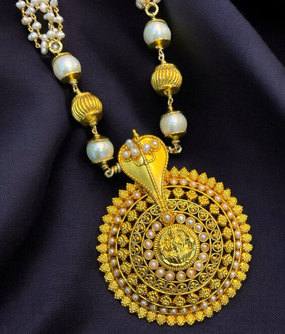 The Kumud Silver Pearl Pathak Necklace
