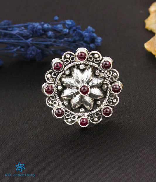 The Parisera Kemp Silver Finger Ring (Oxidised)