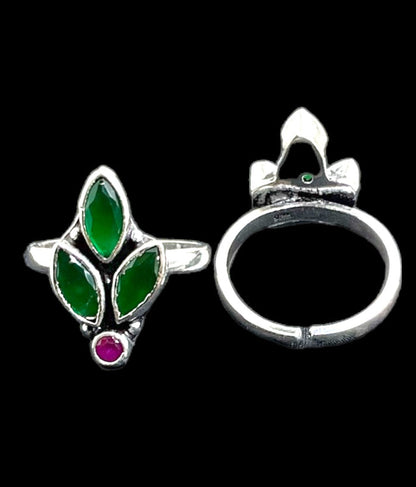 The Sarga Silver Gemstone Toe-Rings (Green)