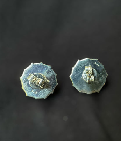 The Soma Silver Gemstone Earstuds (Red)