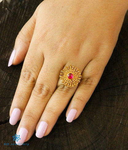 The Yuktvaa Kemp Silver Finger Ring