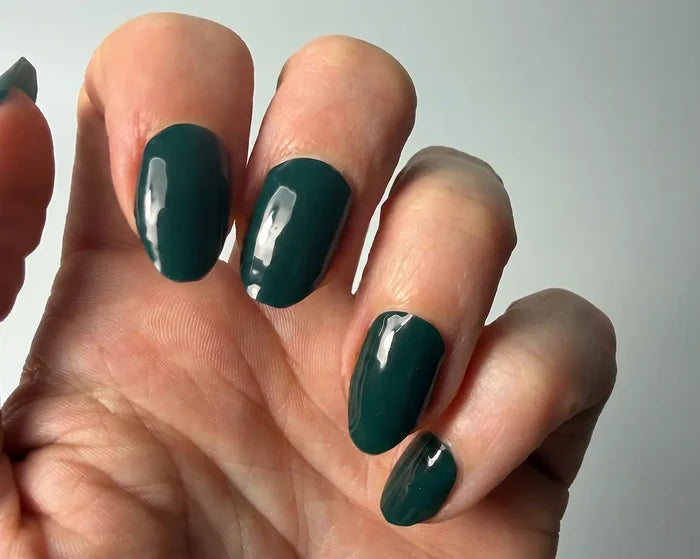 UV-Free Gel Nail Wraps – Bottle Green