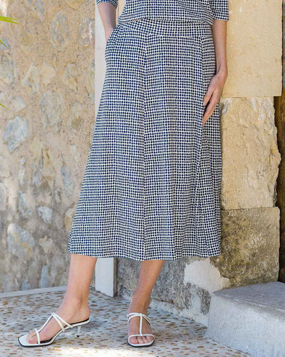 Valentina Patterned Viscose Pull On Lined Skirt - Image 2 - Country Collection